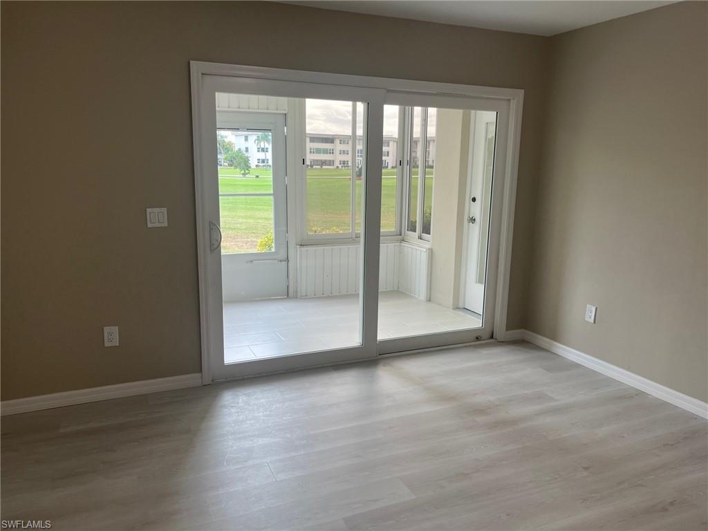 SEVEN LAKES - Residential