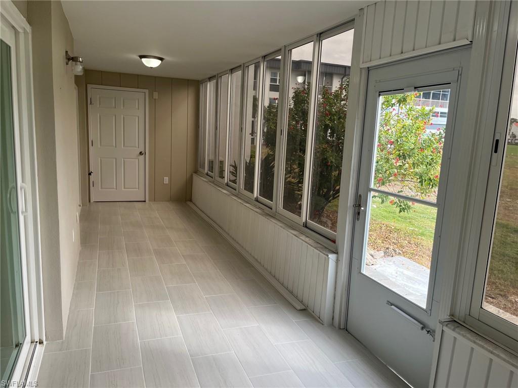 SEVEN LAKES - Residential