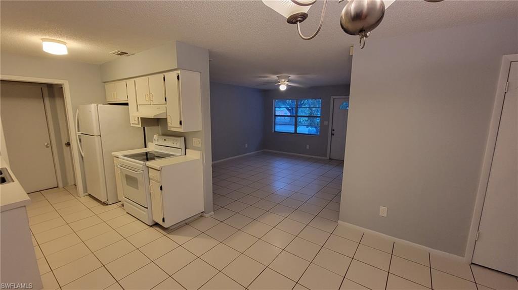 ALABAMA GROVE TERRACE - Residential