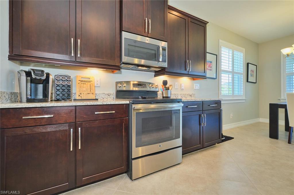 CELEBRATION CAPE - Residential