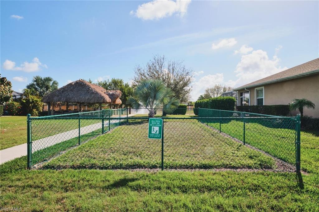 CELEBRATION CAPE - Residential