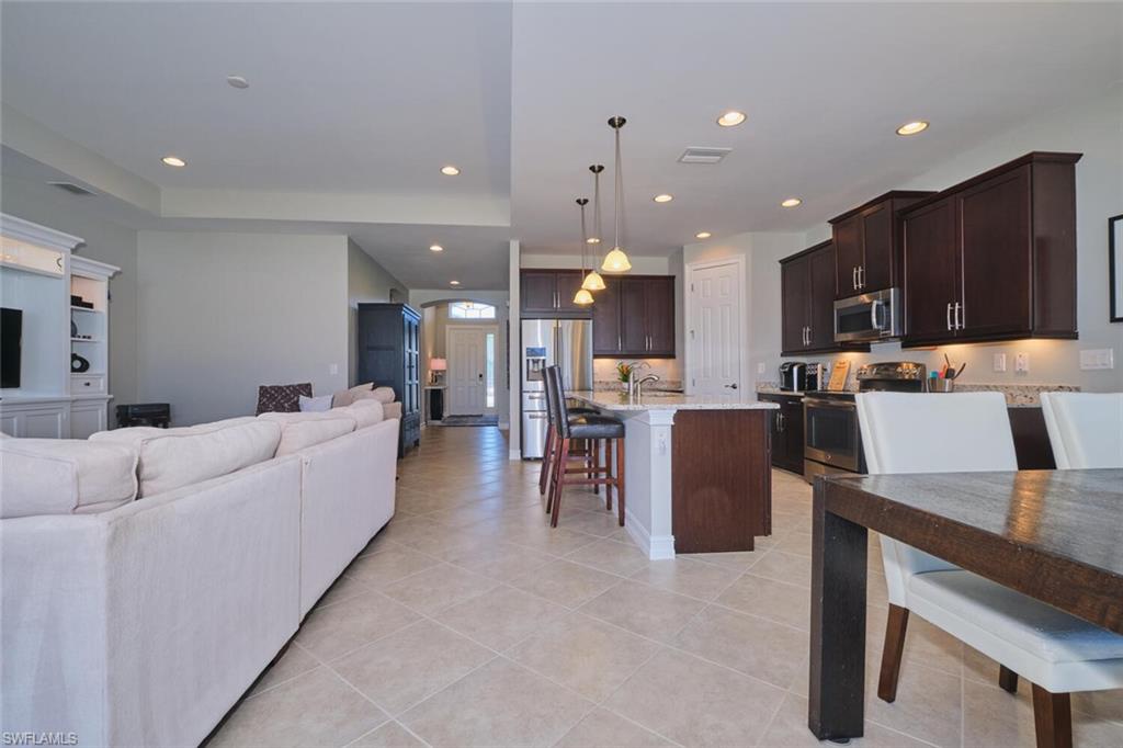 CELEBRATION CAPE - Residential