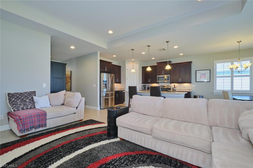 CELEBRATION CAPE - Residential