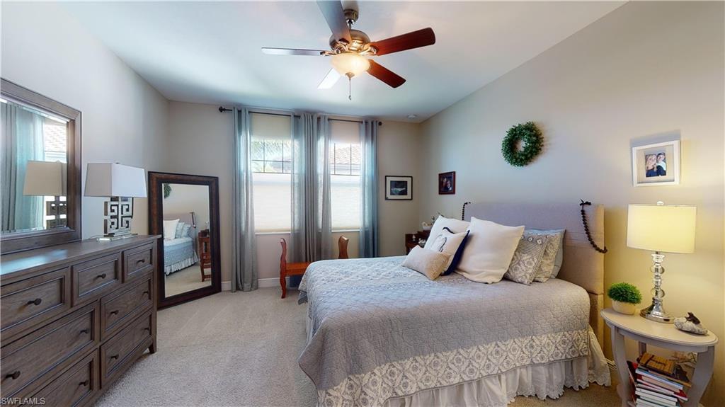 COACH HOMES AT LIVINGSTON LAKES - Residential