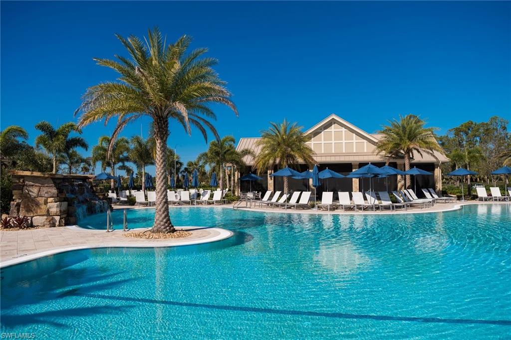 WINDING CYPRESS - Residential