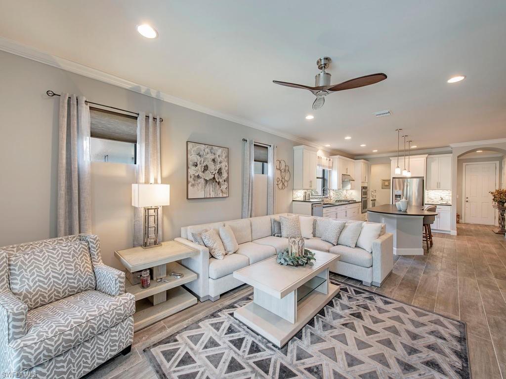 WINDING CYPRESS - Residential