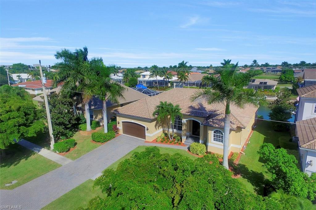 MARCO BEACH - Residential