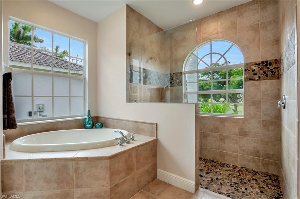 MARCO BEACH - Residential