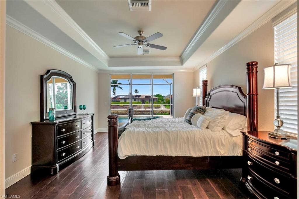 MARCO BEACH - Residential