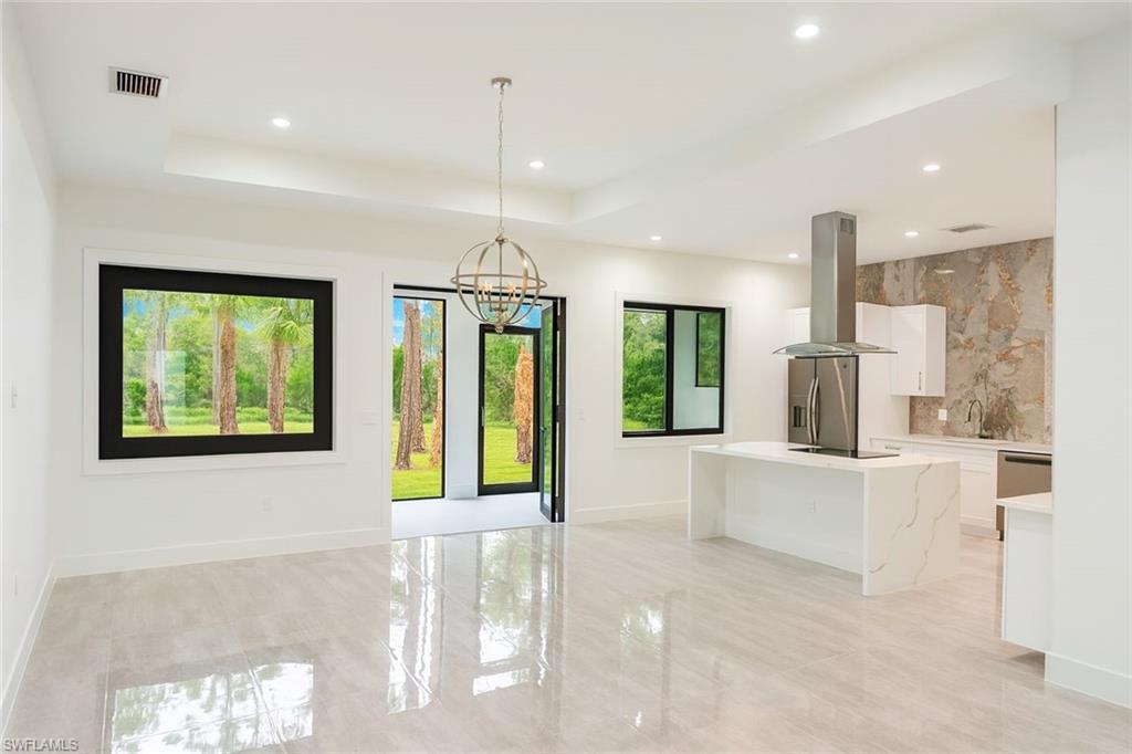 GOLDEN GATE ESTATES - Residential