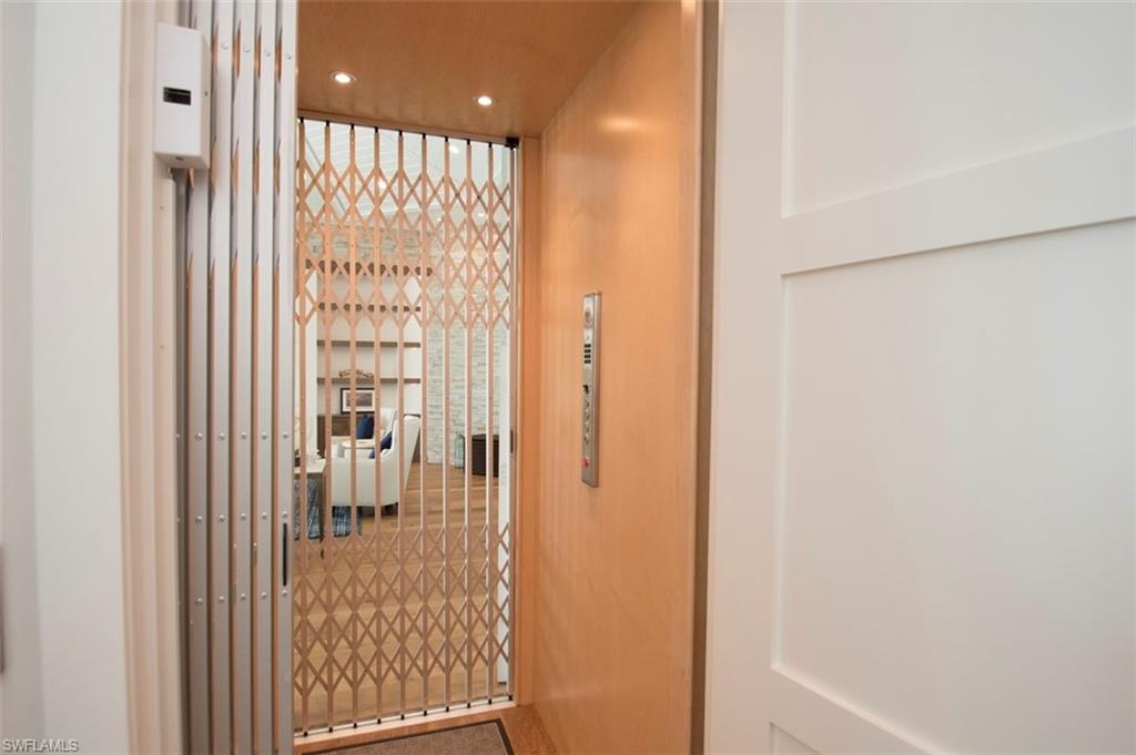 FAIRVIEW ISLES - Residential