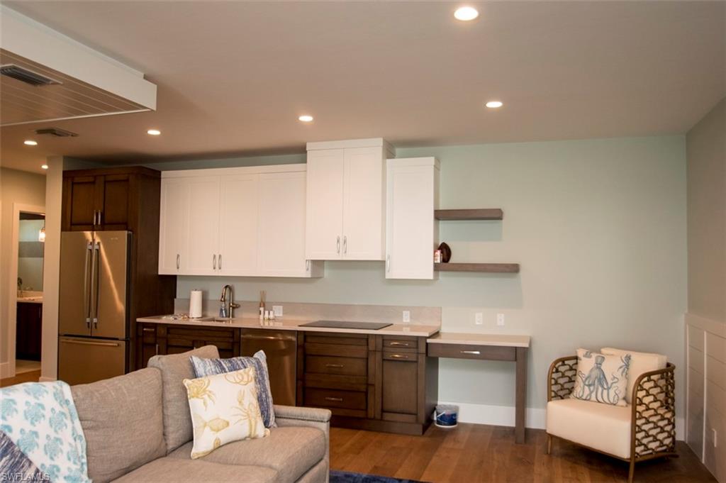 FAIRVIEW ISLES - Residential