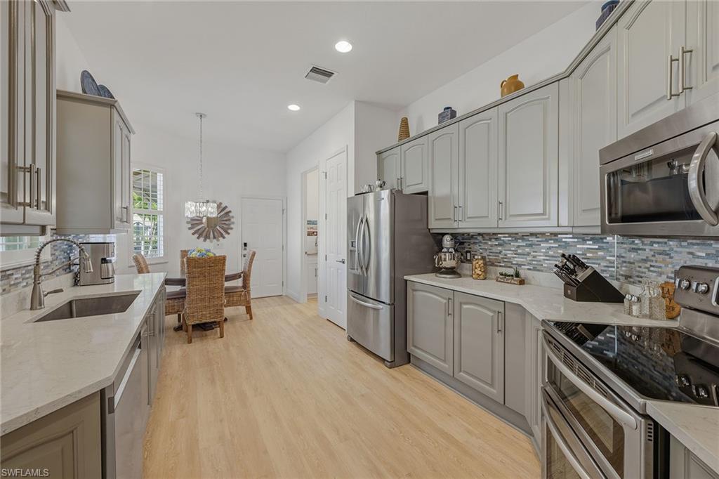 COTTON GREEN - Residential