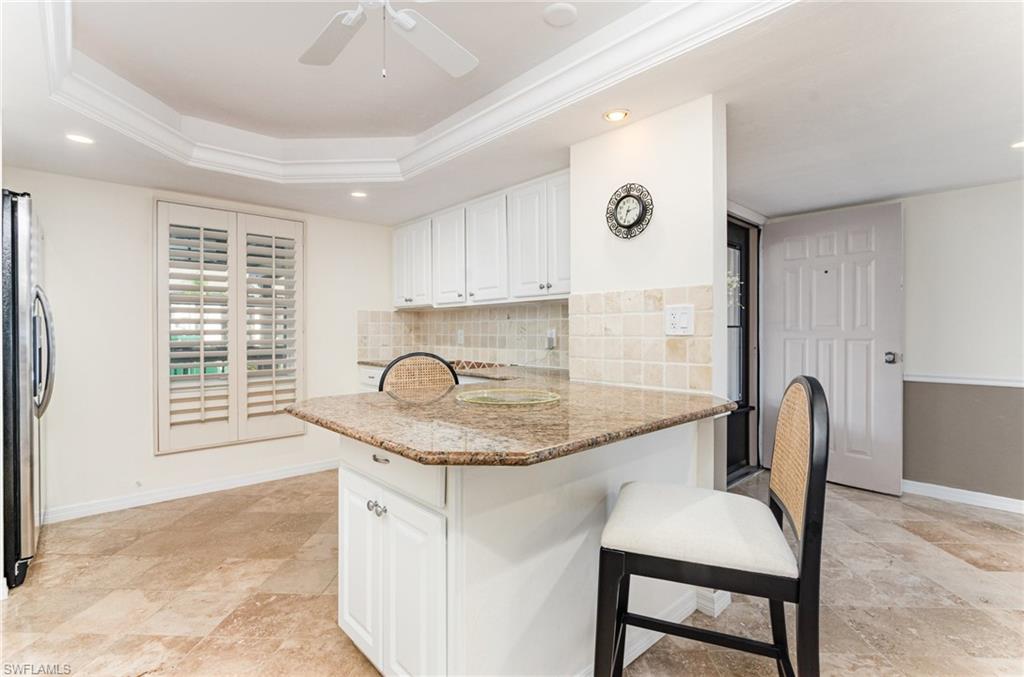 ISLAND - Residential Lease