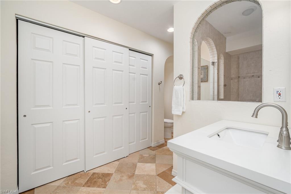 ISLAND - Residential Lease