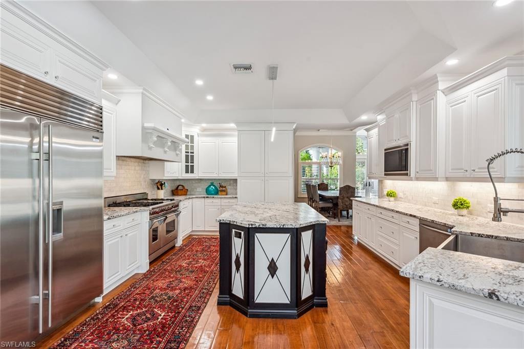 PINE RIDGE - Residential