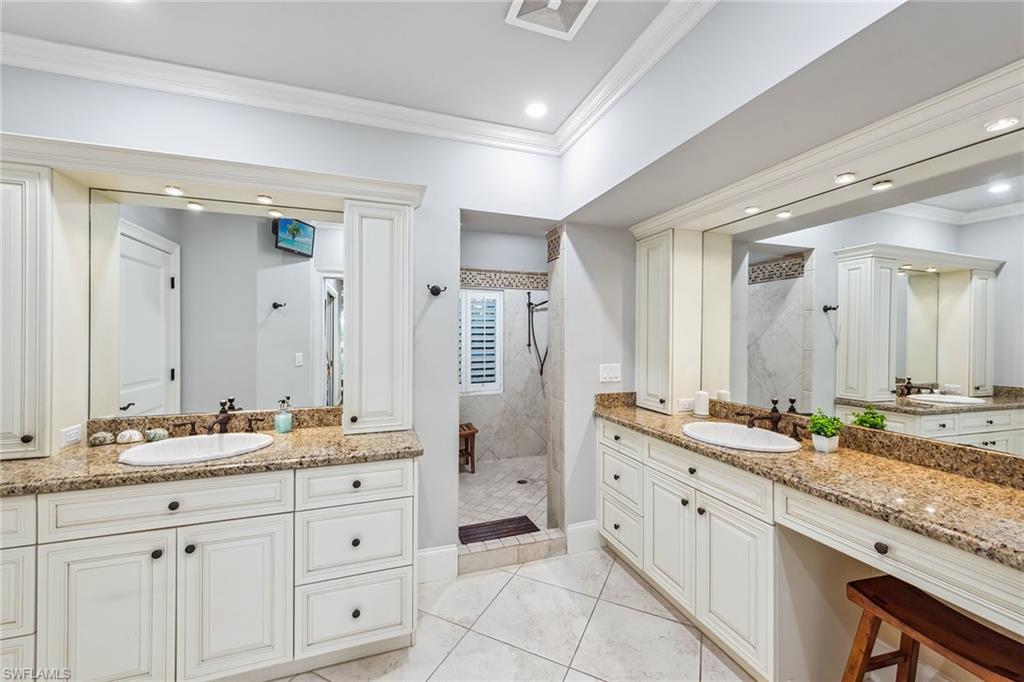 PINE RIDGE - Residential