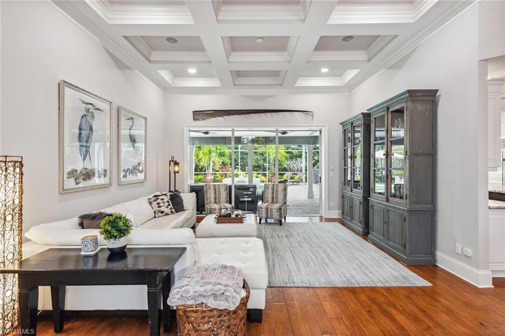 PINE RIDGE - Residential