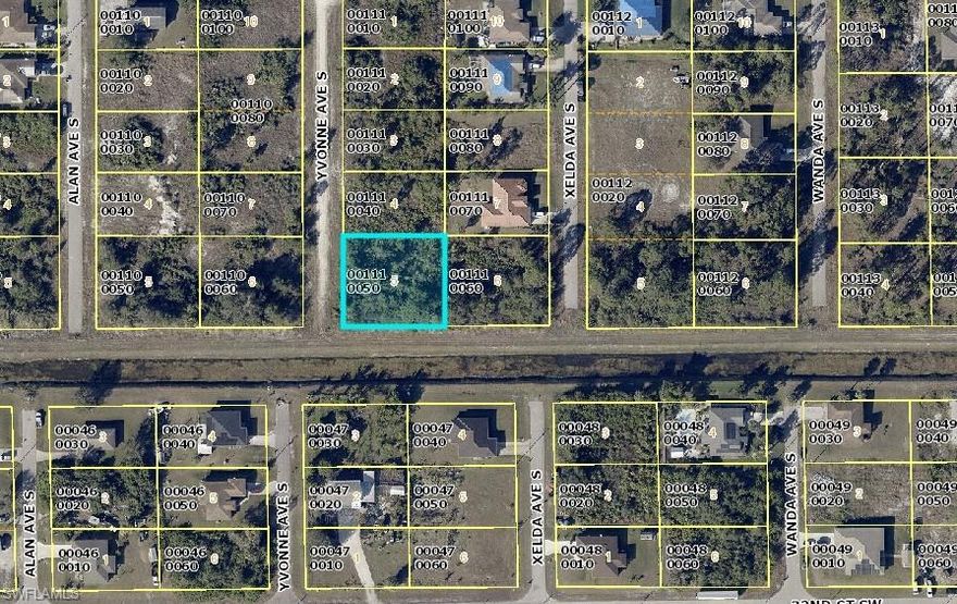 Build your dream home on this oversized 0.357-acre waterfront lot. This cleared property is located on a dead-end street, so you won't have to worry about through-traffic. The neighborhood is not in an HOA (so no HOA fees) and is in flood zone "X".