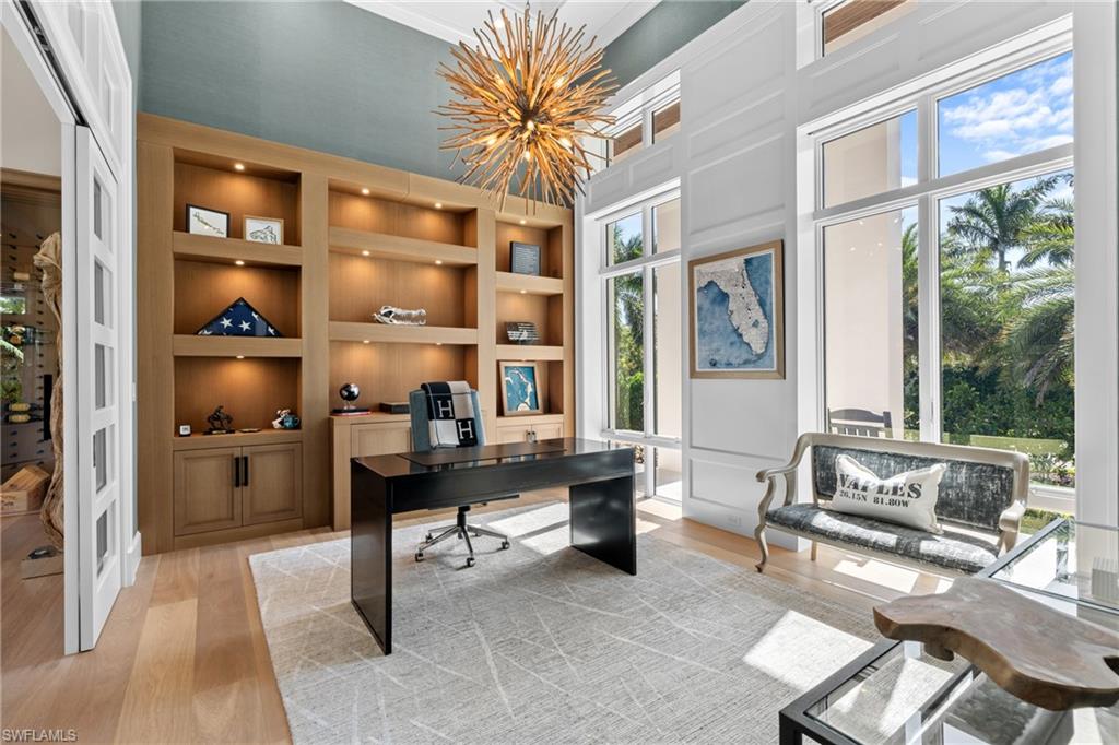 PARK SHORE - Residential