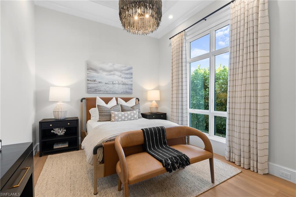 PARK SHORE - Residential