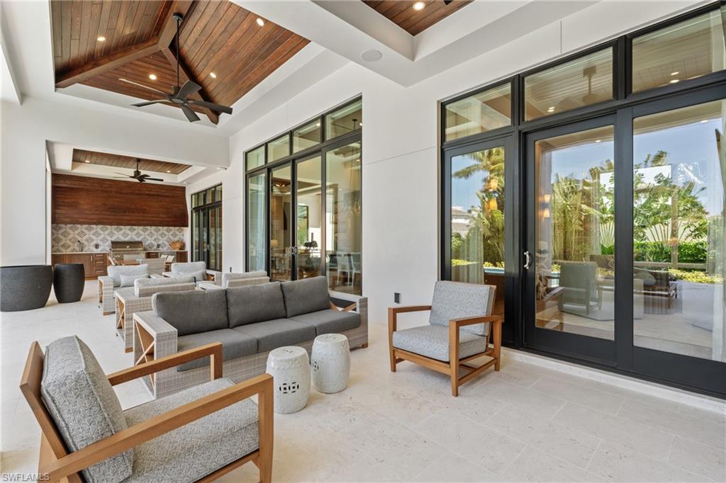 PARK SHORE - Residential