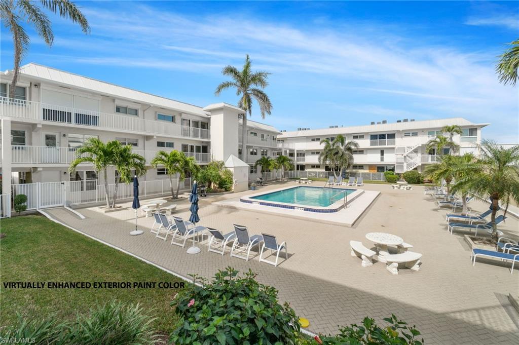 MARINA MANOR - Residential