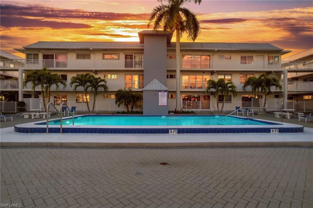 Photo of 1100 8th AVE S #206C, NAPLES, FL 34102 (MLS # 226004108)