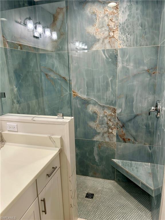 8096 Queen Palm LN 226