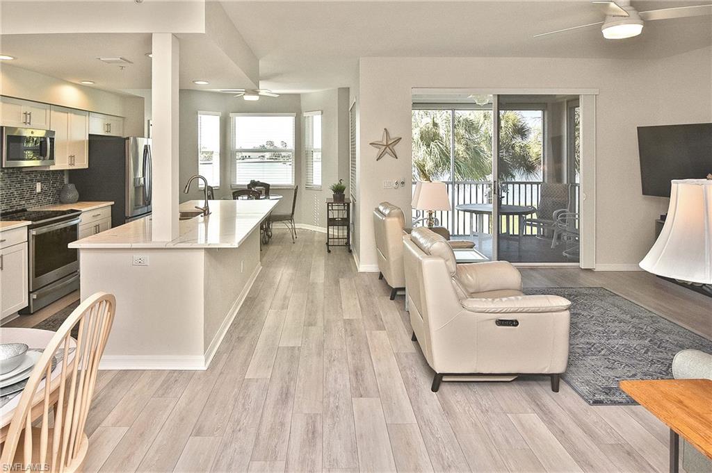 8096 Queen Palm LN 226