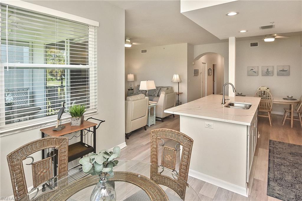 LAKESIDE GREEN - Residential