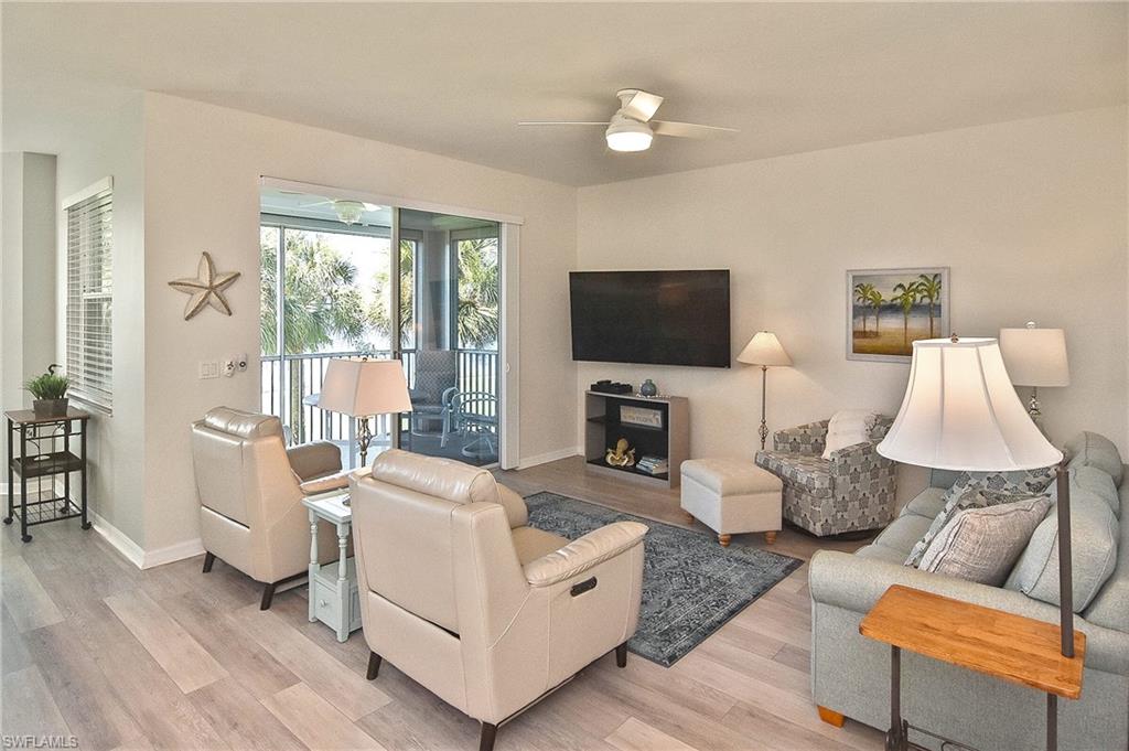 LAKESIDE GREEN - Residential