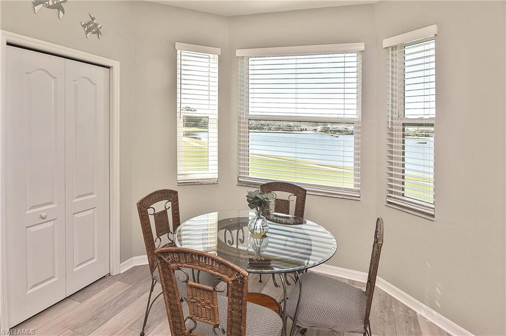 LAKESIDE GREEN - Residential