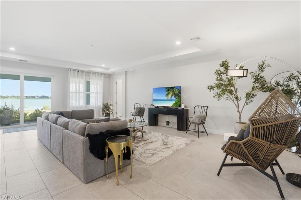 WATERVIEW LANDING - Residential