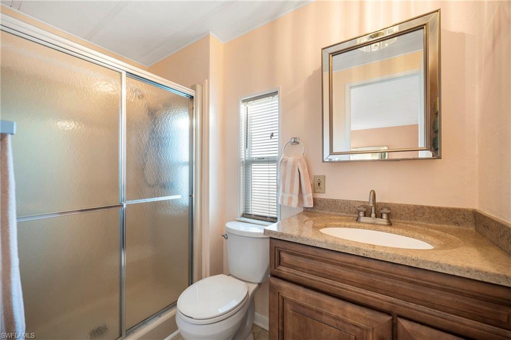 SIX LAKES COUNTRY CLUB - Residential