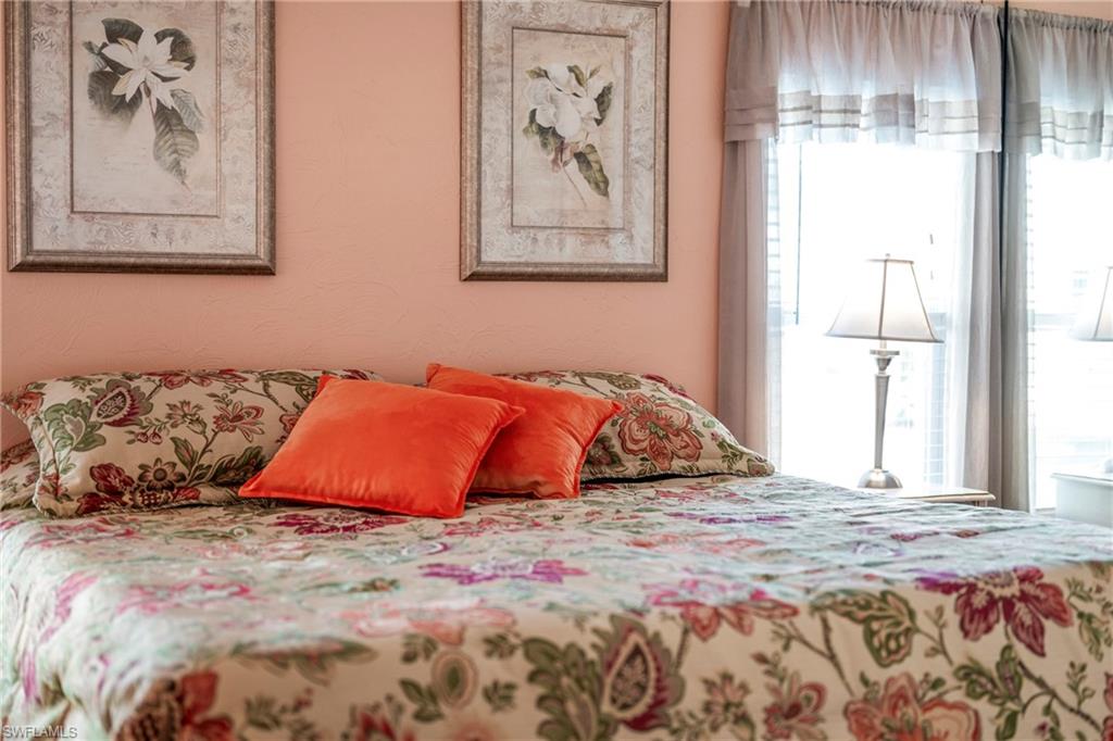 SIX LAKES COUNTRY CLUB - Residential