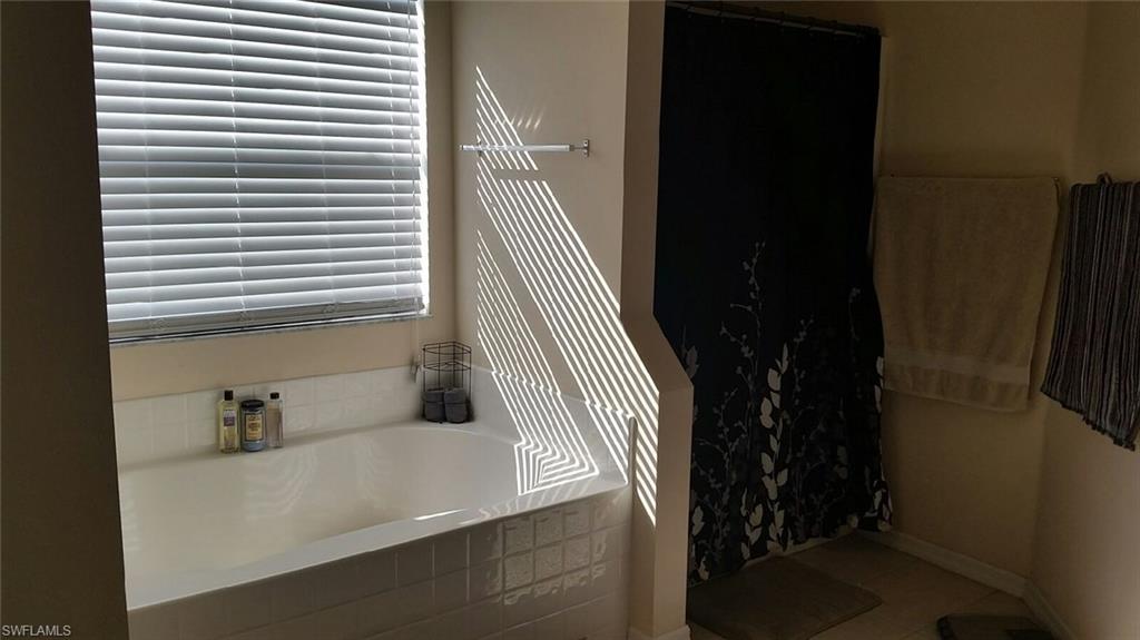 HAWK'S PRESERVE - Residential