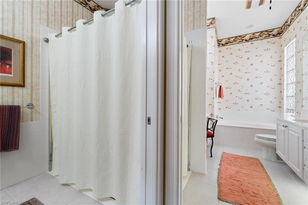 ISLAND WALK - Residential