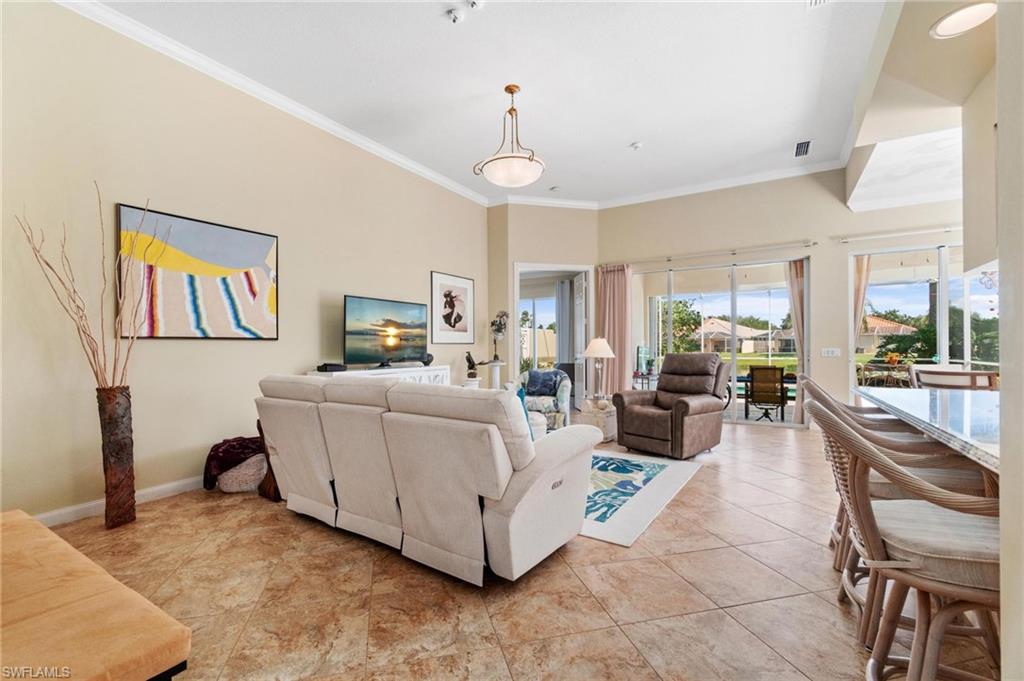 ISLAND WALK - Residential