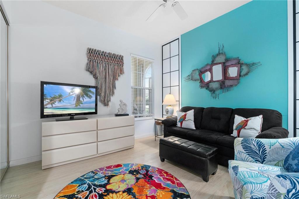 ISLAND WALK - Residential