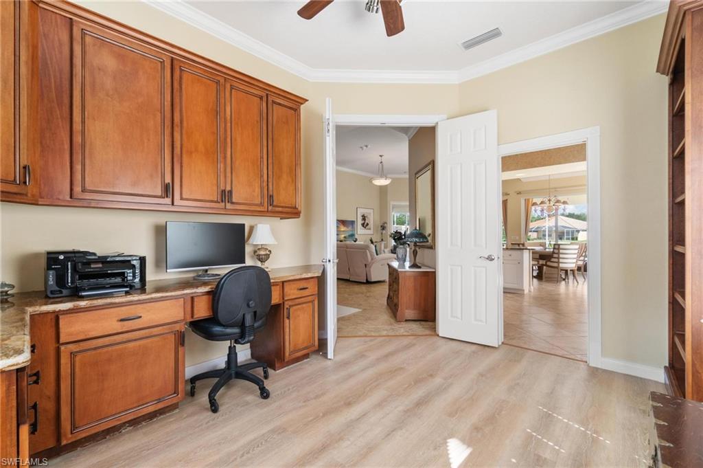 ISLAND WALK - Residential