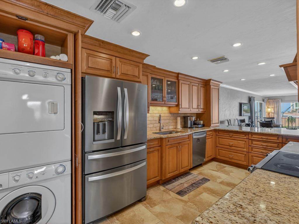 SHIPPS LANDING - Residential