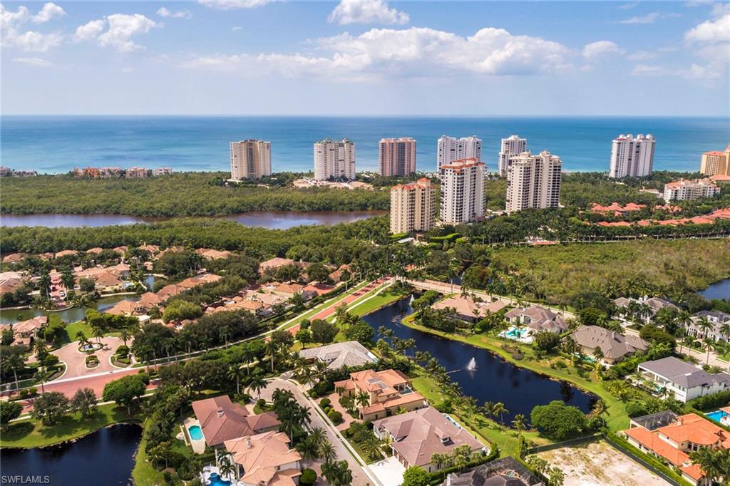 BAY COLONY SHORES - Residential