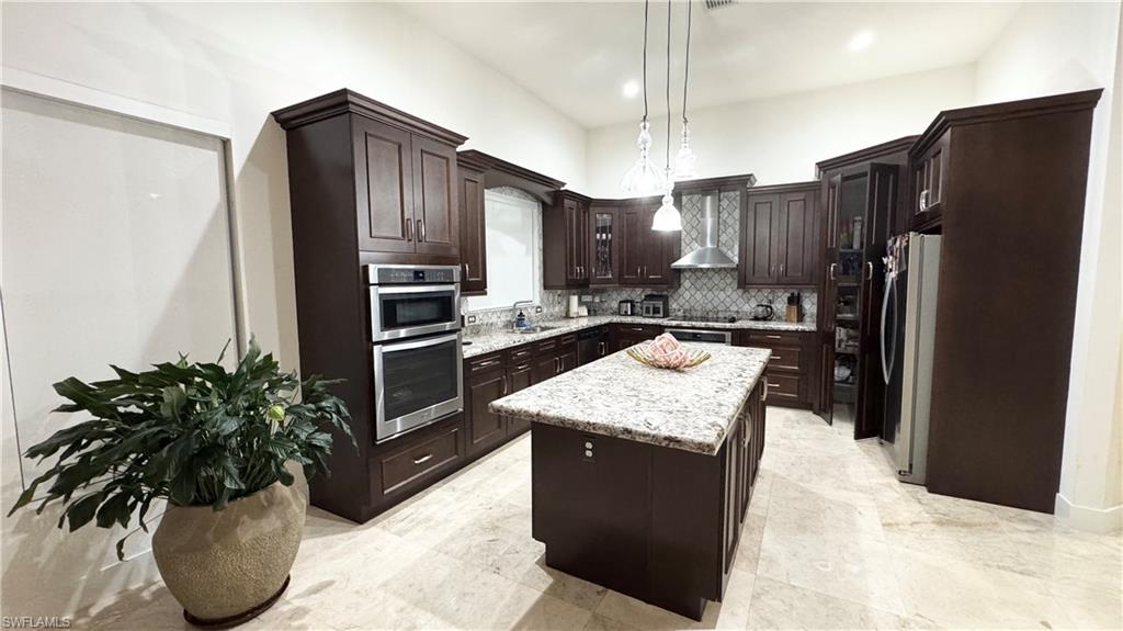 MAPLE RIDGE RESERVE - Residential Lease