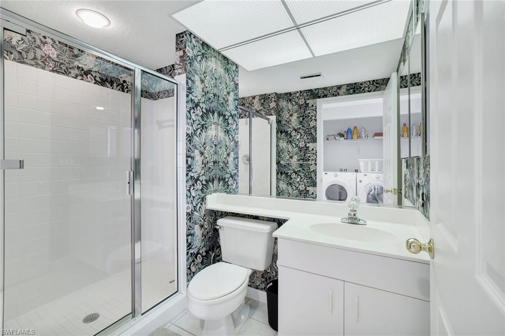 BAREFOOT BEACH CLUB - Residential Lease