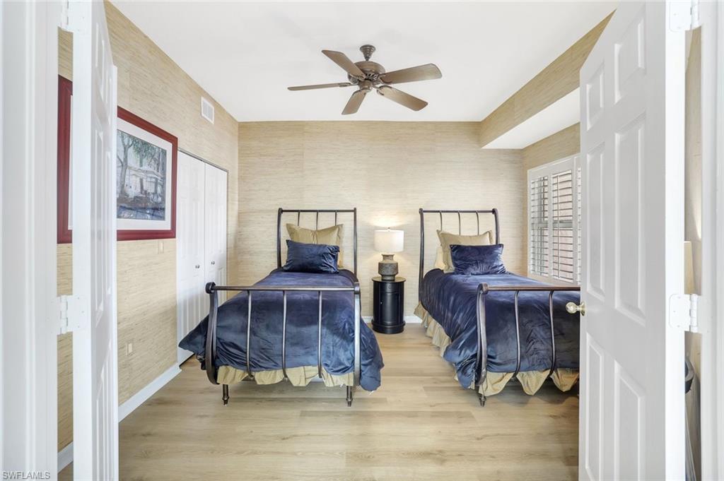 BAREFOOT BEACH CLUB - Residential Lease