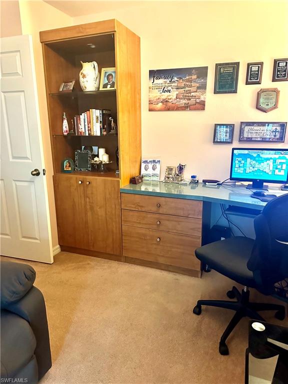 BEACON SQUARE - Residential