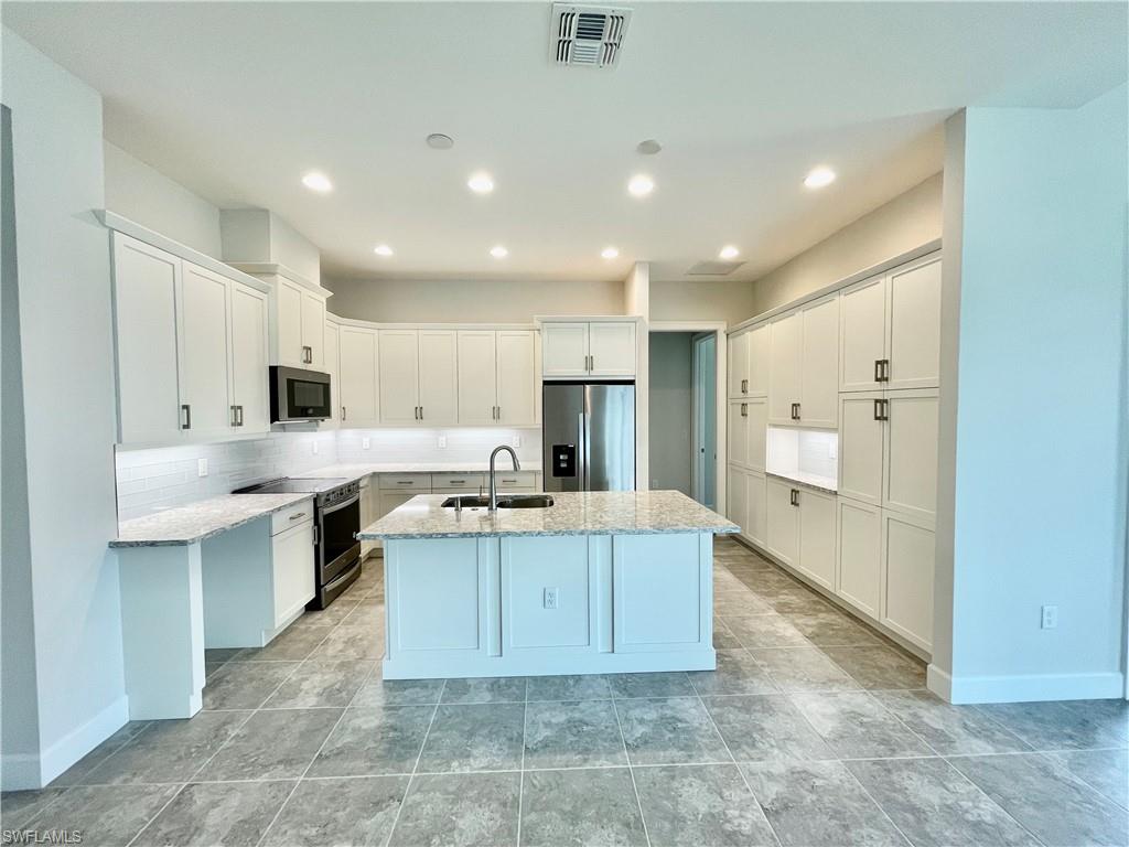 ISLES OF COLLIER PRESERVE - Residential Lease