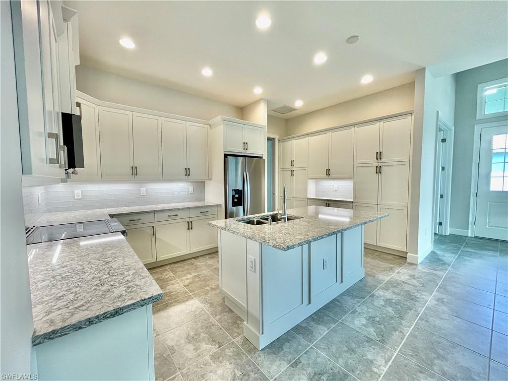 ISLES OF COLLIER PRESERVE - Residential Lease