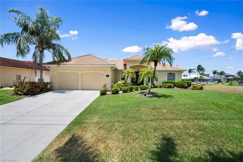 5332 SW 21st Pl, Cape Coral, FL 33914 - MLS#: 225000232